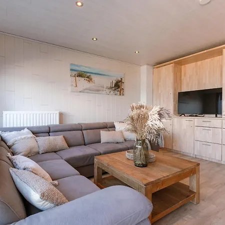 Magnificent With Great Panoramic Seaview