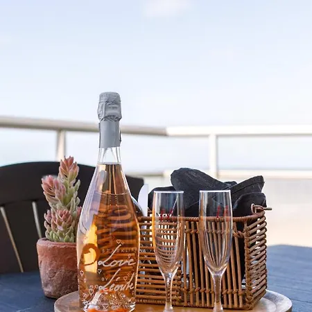 Daire Magnificent With Great Panoramic Seaview De Haan